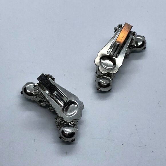 Gorgeous Vintage Prong Set Aqua Blue Rhinestone Clip On Chain Accent Earrings - Picture 5 of 6